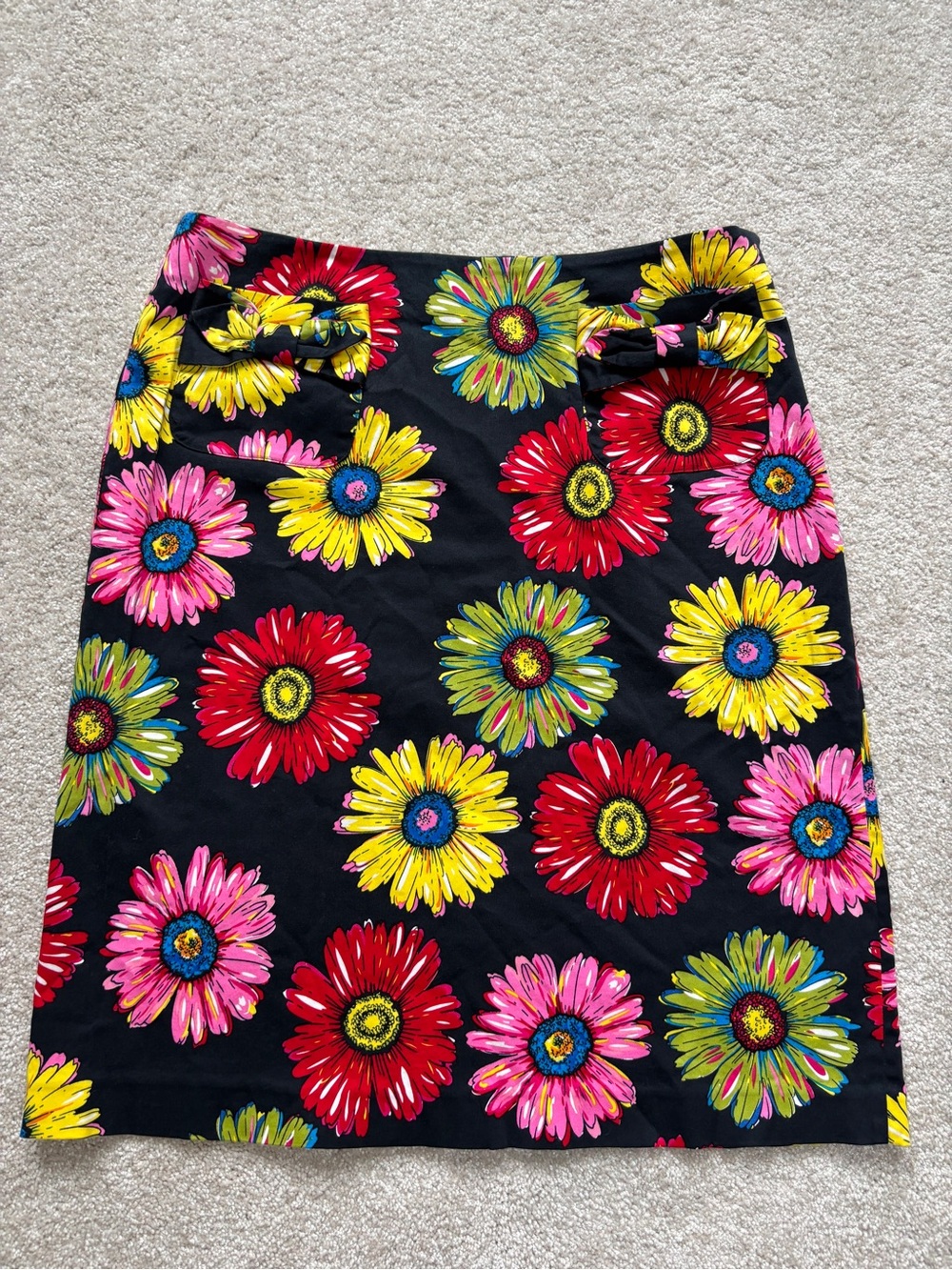 Andrea Viccaro Black Sunflower Print Pencil Skirt - Vibrant Floral Summer Hippie - Picture 2 of 8